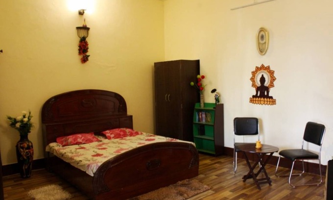 Varanasi Resort | Private room ∙ 4 guests