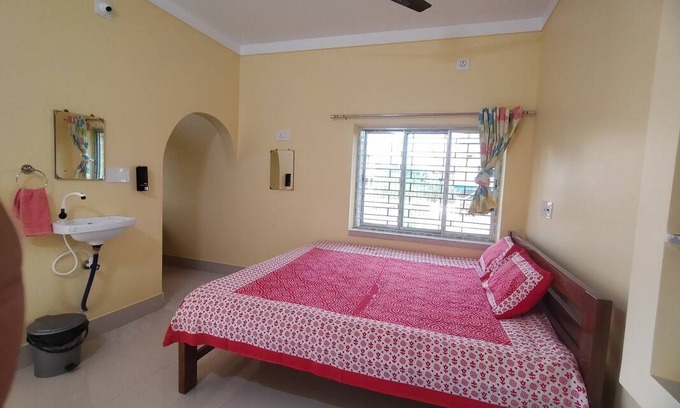 Santiniketan Resort | Private room ∙ 4 guests