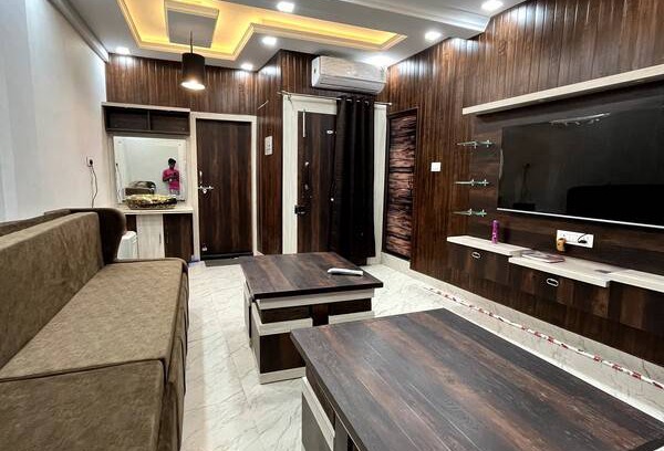 Varanasi Resort | Private room ∙ 6 guests