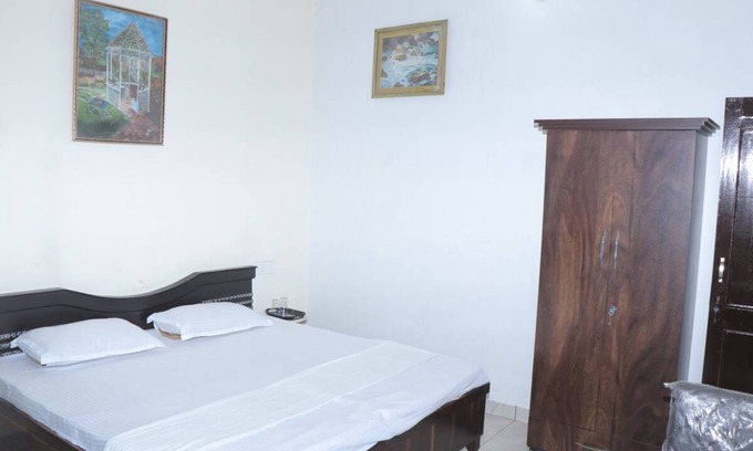 Ludhiana Resort | Private room ∙ 2 guests