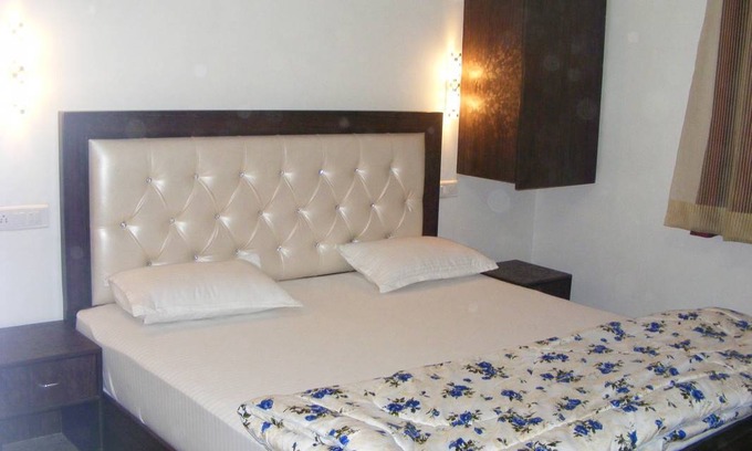 Amer Fort Road Resort | Private room ∙ 2 guests