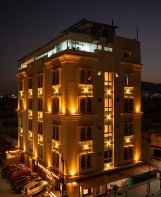 Udaipur District Hotel | Raghunandan Palace - A Premier Boutique Stay, City Center & 500 Meters from City Railway Station