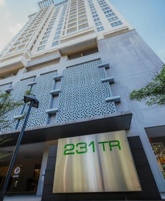 Imbi House | Rex Ollie @ 231 TR Suite