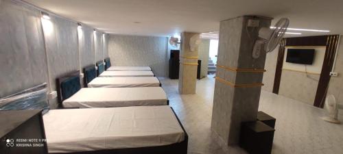 Varanasi Hostel | Shree Balaji Luxury Homestay