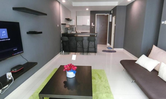 Bandar Tun Razak Apartment | The House - Terminal TBS station