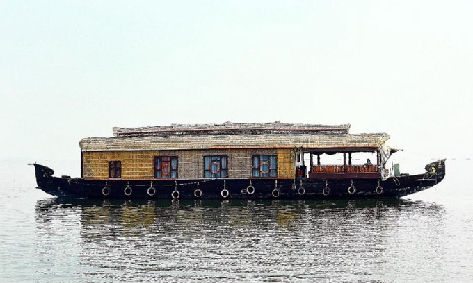 Alappuzha Boat Rental | Treemonks Houseboats