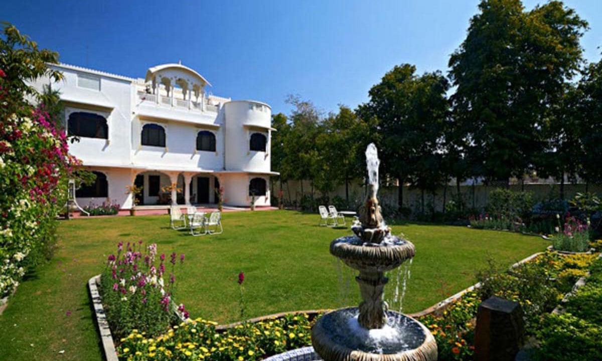 Bani Park Hotel | Hotel Meghniwas