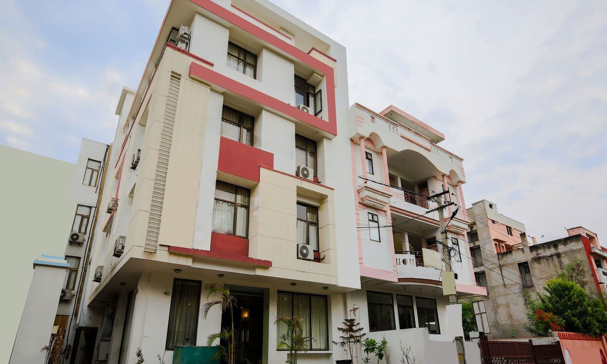 Malviya Nagar Hotel | OYO 15782 Hotel Royal Residency