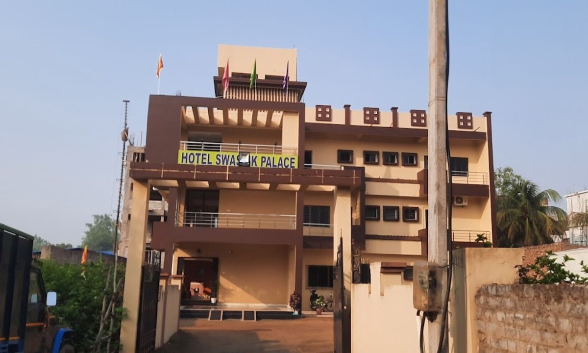Rai Hotel | Goroomgo Swastik Palace