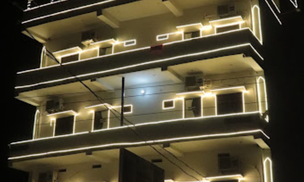 Bettiah Hotel | Vishnu utsav bhawan Gonauli