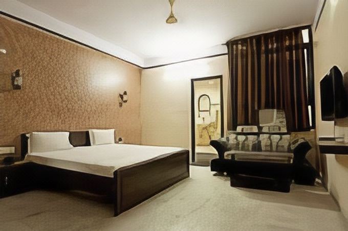 Photo of Bedroom in Raja Park