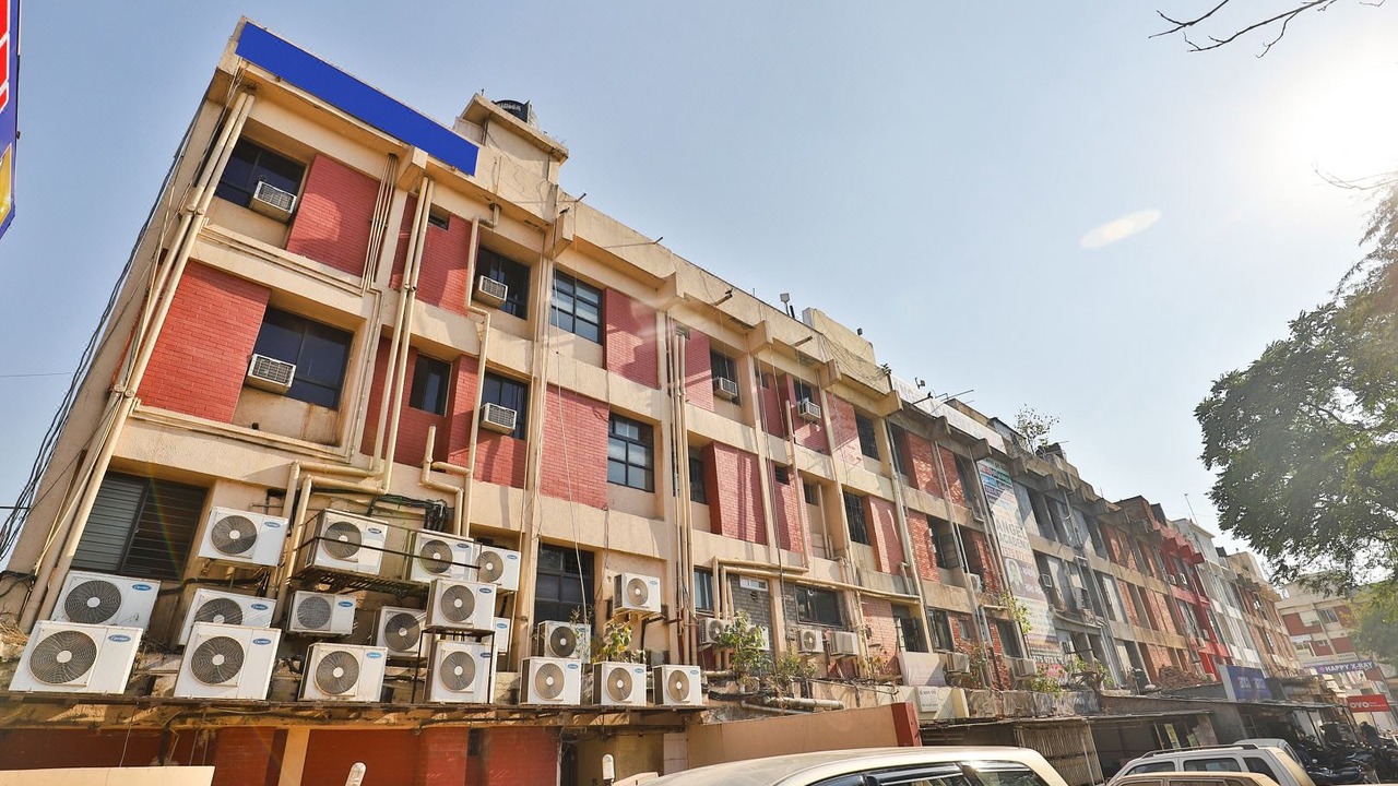 Photo of Buildings in Gandhinagar