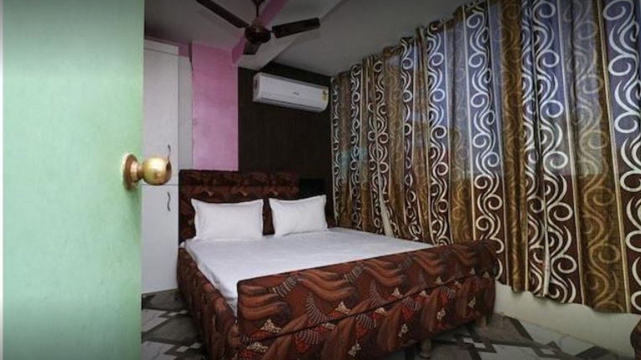 Photo of Bedroom in Rajgir