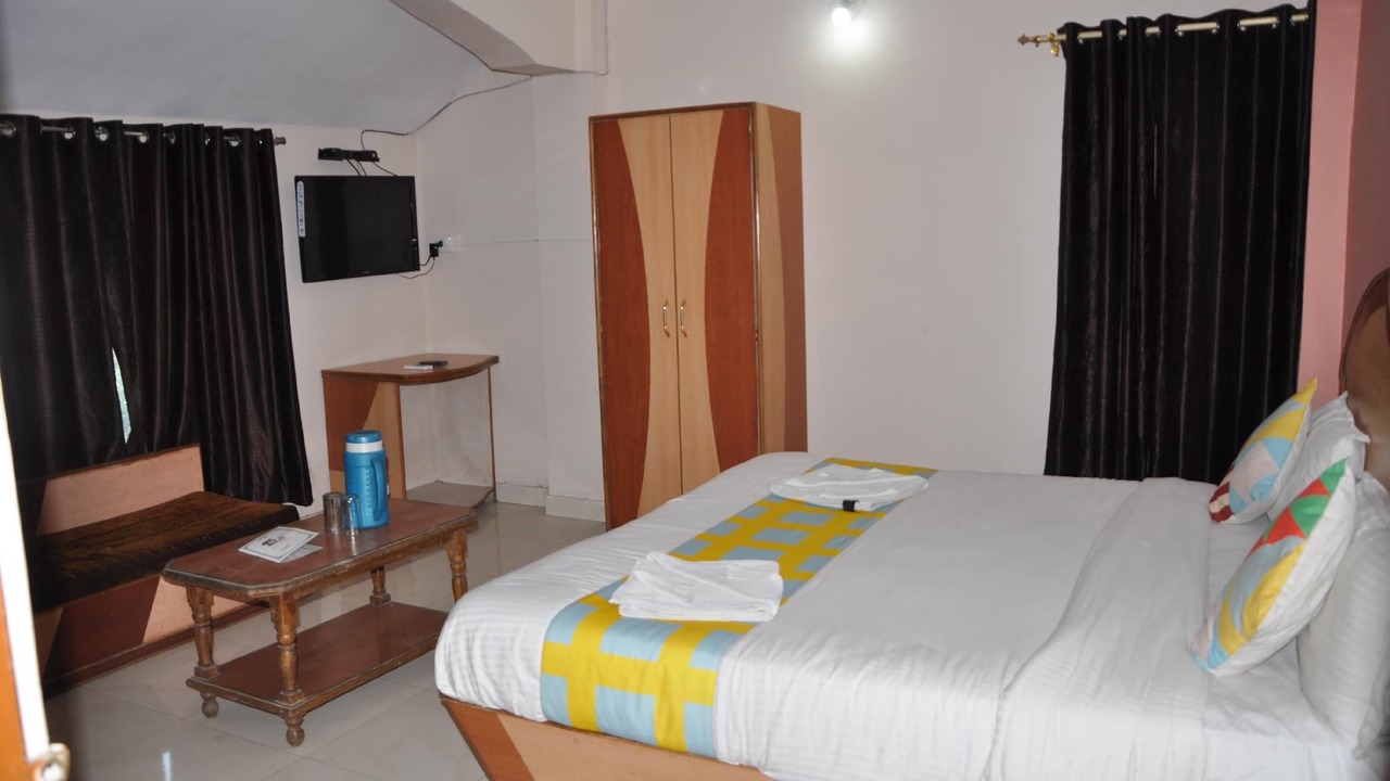 Photo of Bedroom in Mount Abu