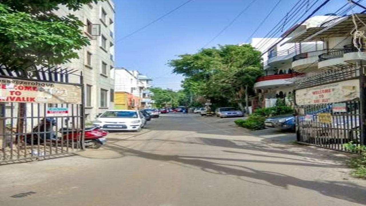 Photo of Buildings in Malviya Nagar