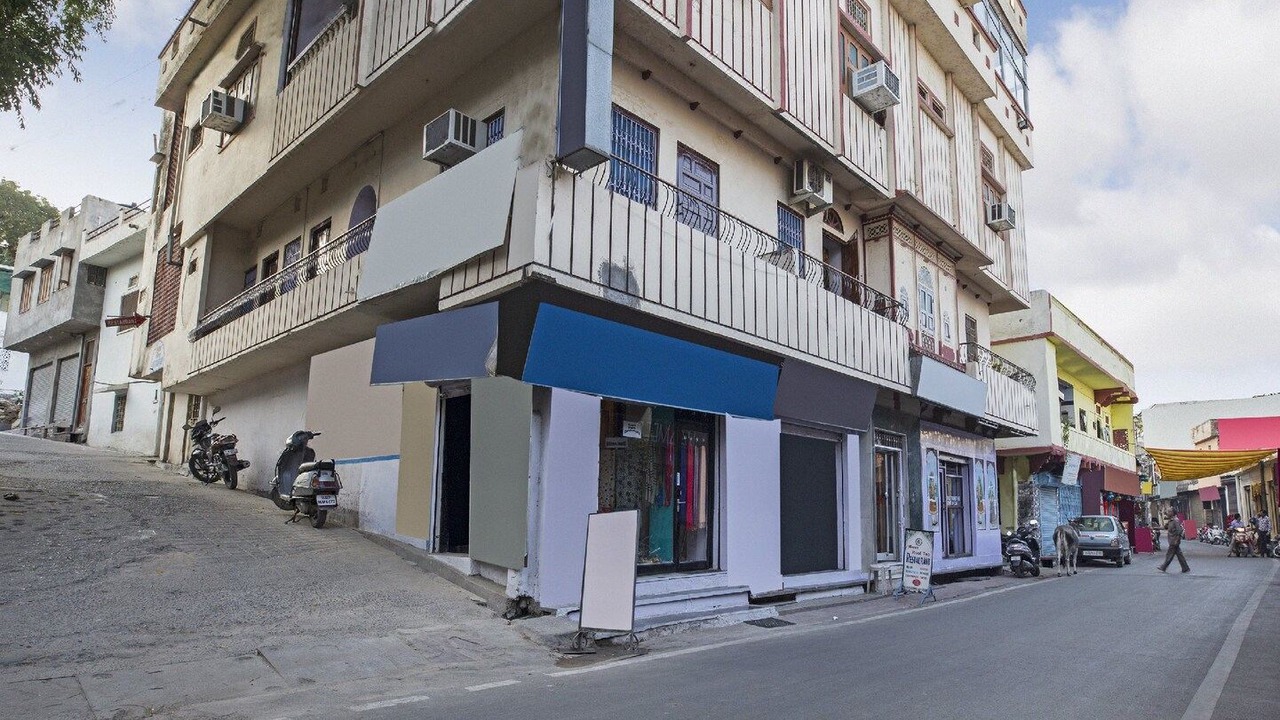 Photo of Buildings in Udaipur City Centre