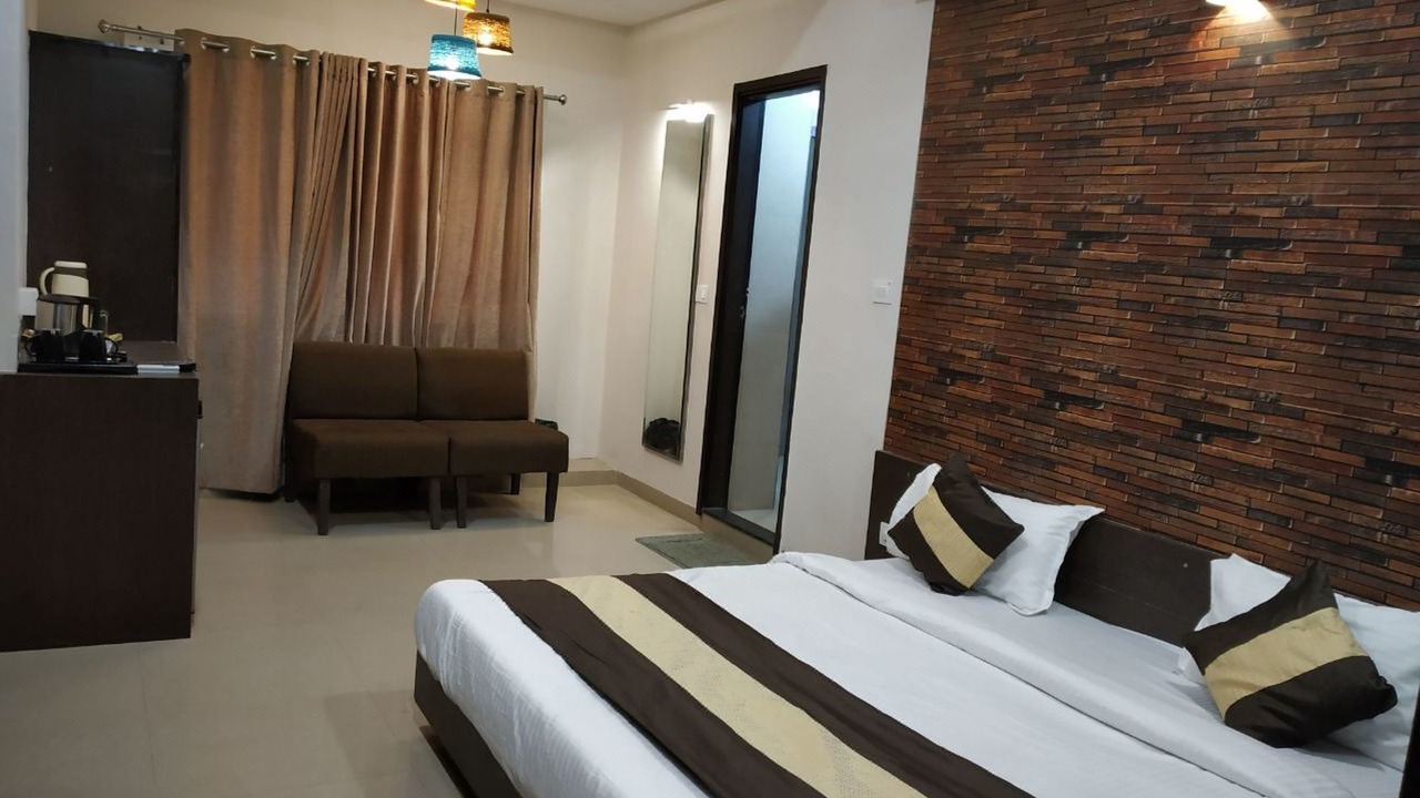 Photo of Bedroom in Dewas