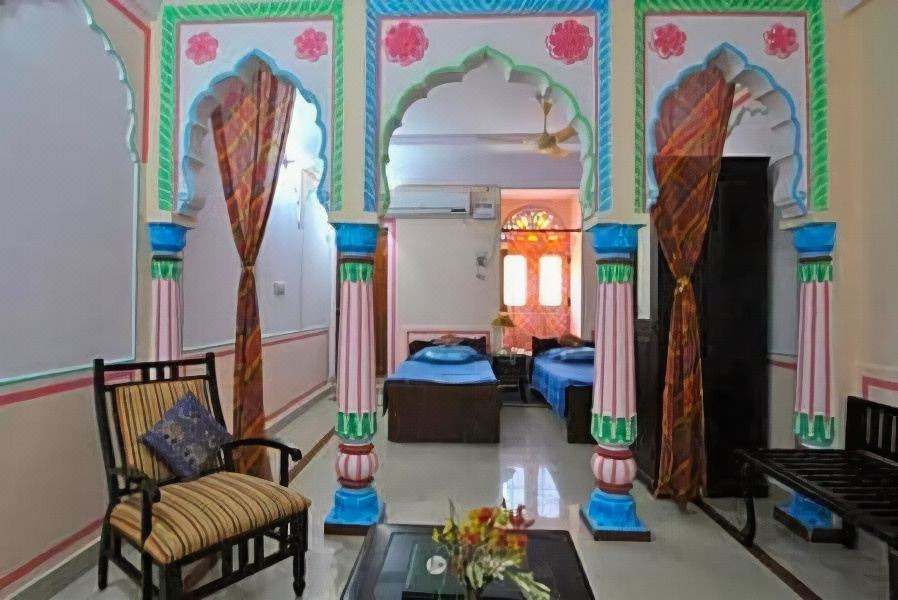 Photo of Livingroom in Pink City