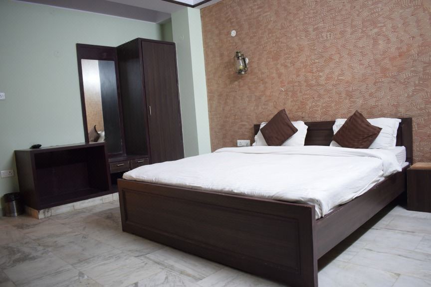 Photo of Bedroom in Raja Park