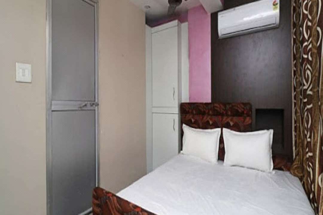 Photo of Bedroom in Rajgir