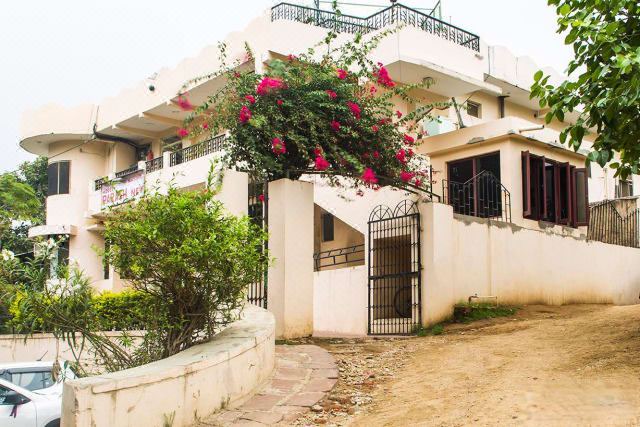 Photo of Buildings in Mount Abu