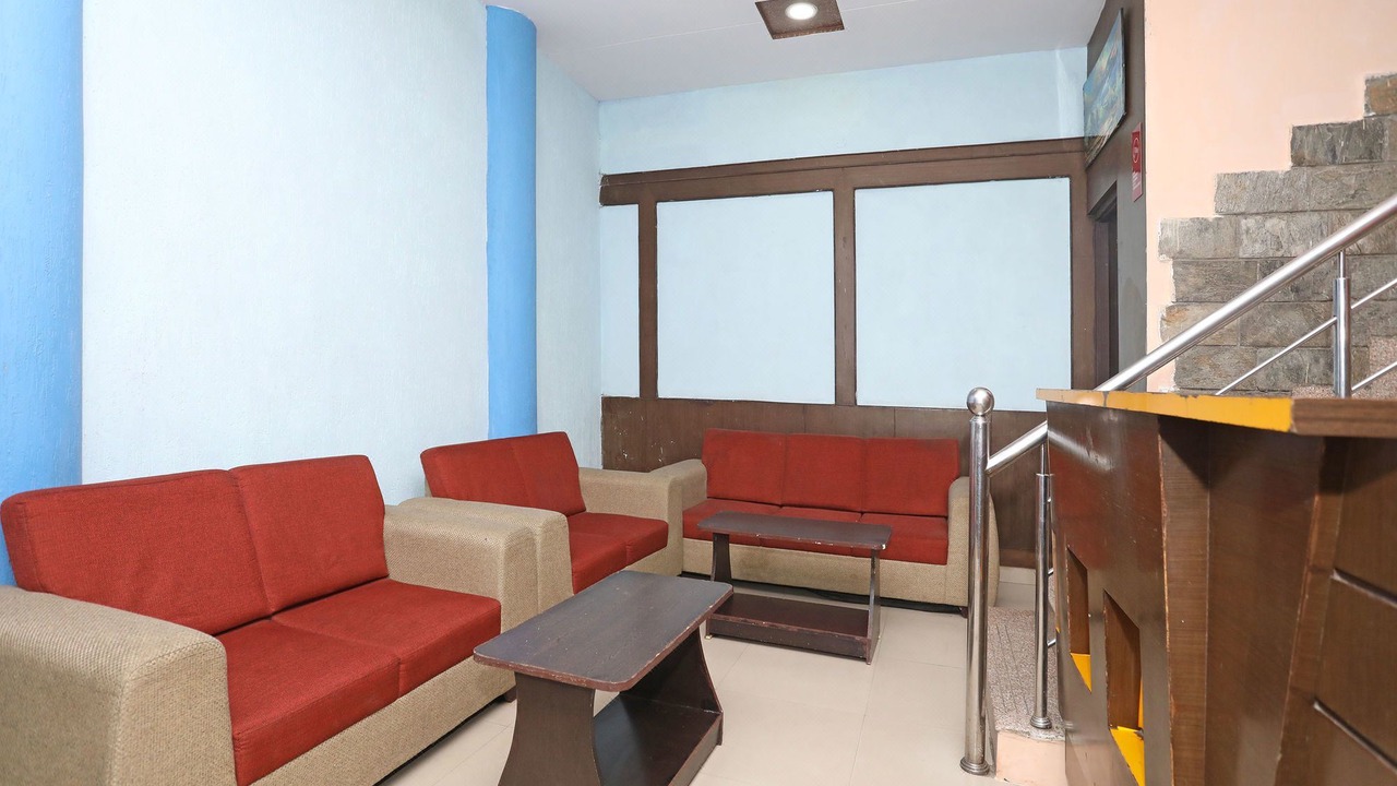 Photo of Livingroom in Raja Park