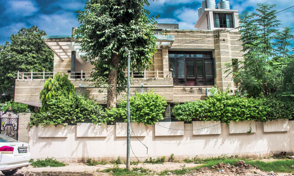 Photo of Buildings in Bani Park
