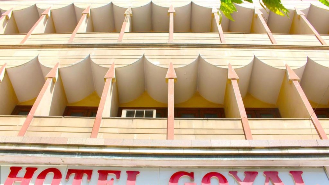 Photo of Buildings in Sindhi Camp