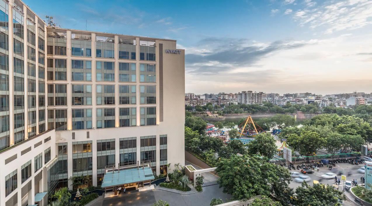 Photo of Buildings in Vastrapur
