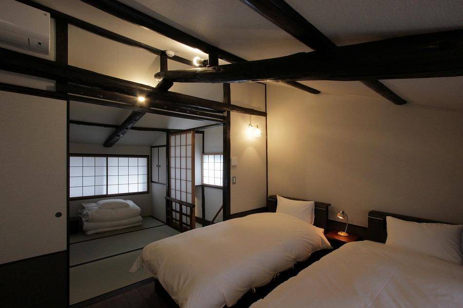 Photo of Others in Karasuma