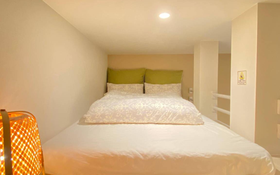 Photo of Bedroom in Shin-Osaka