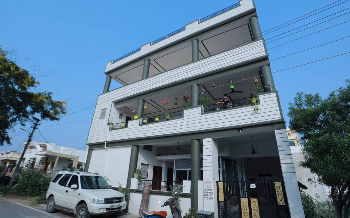 Photo of Buildings in Shavri Colony