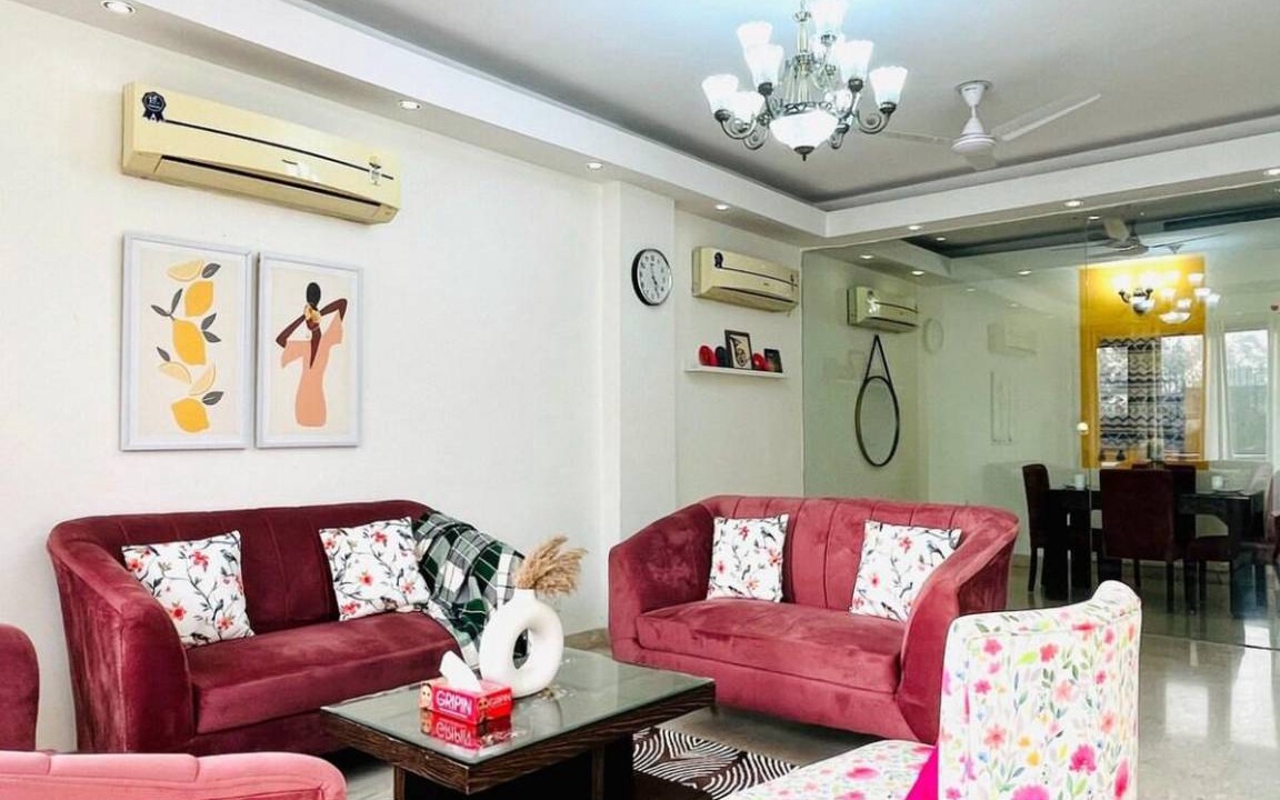 Photo of Livingroom in Sushant Lok Phase 1