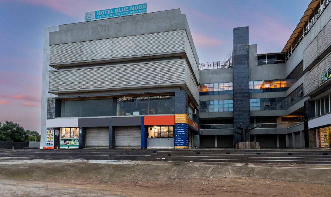 Photo of Buildings in Gandhinagar