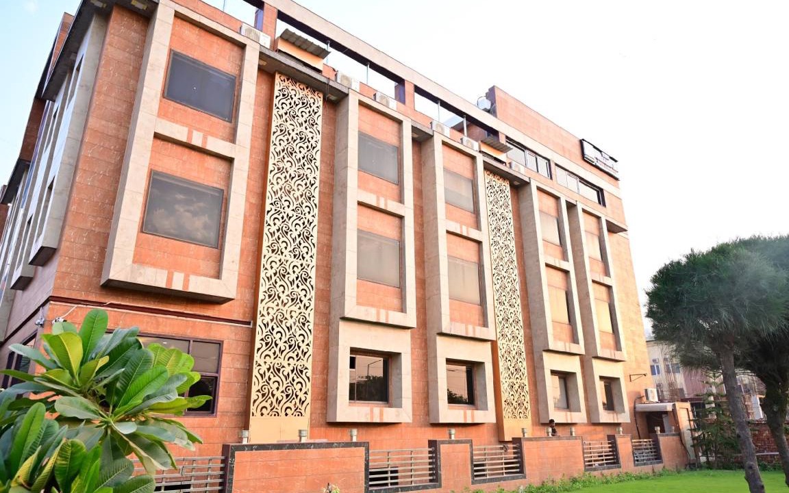 Photo of Buildings in Knowledge Park III
