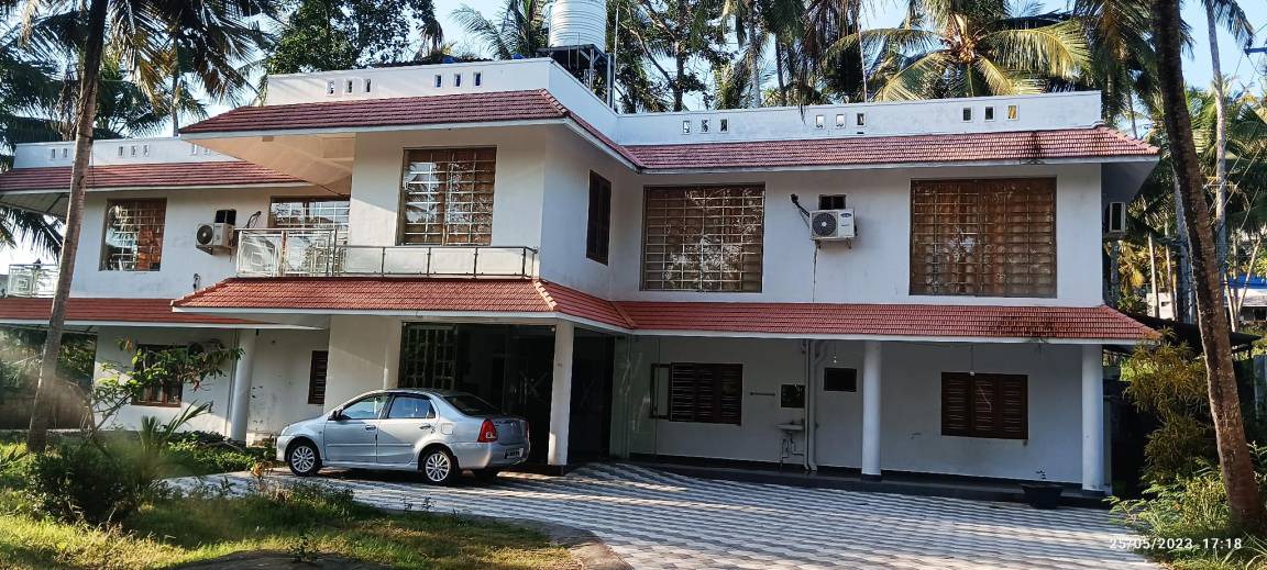 Photo of Buildings in Kovalam