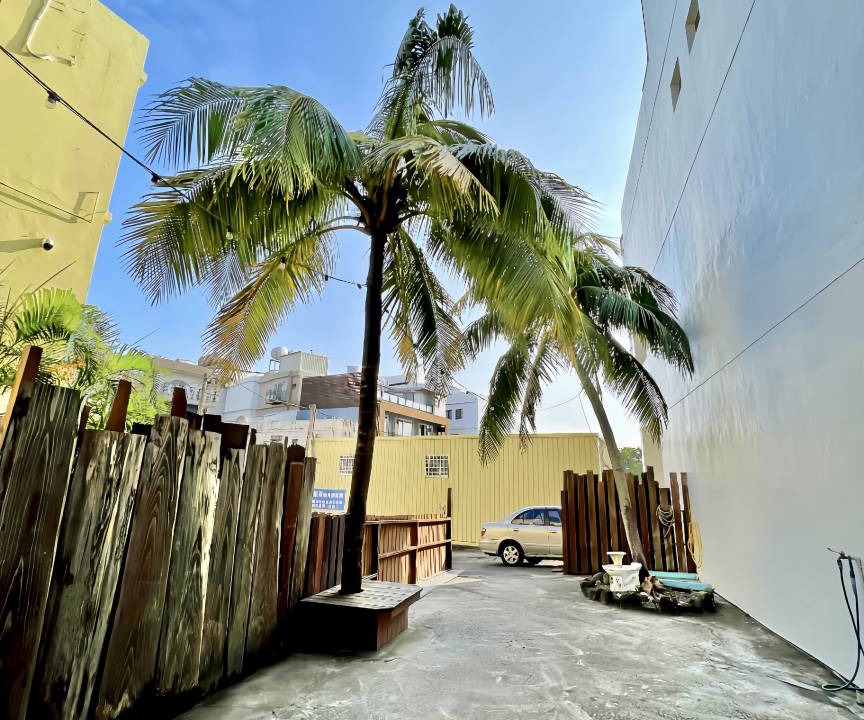Photo of Buildings in Big Beach