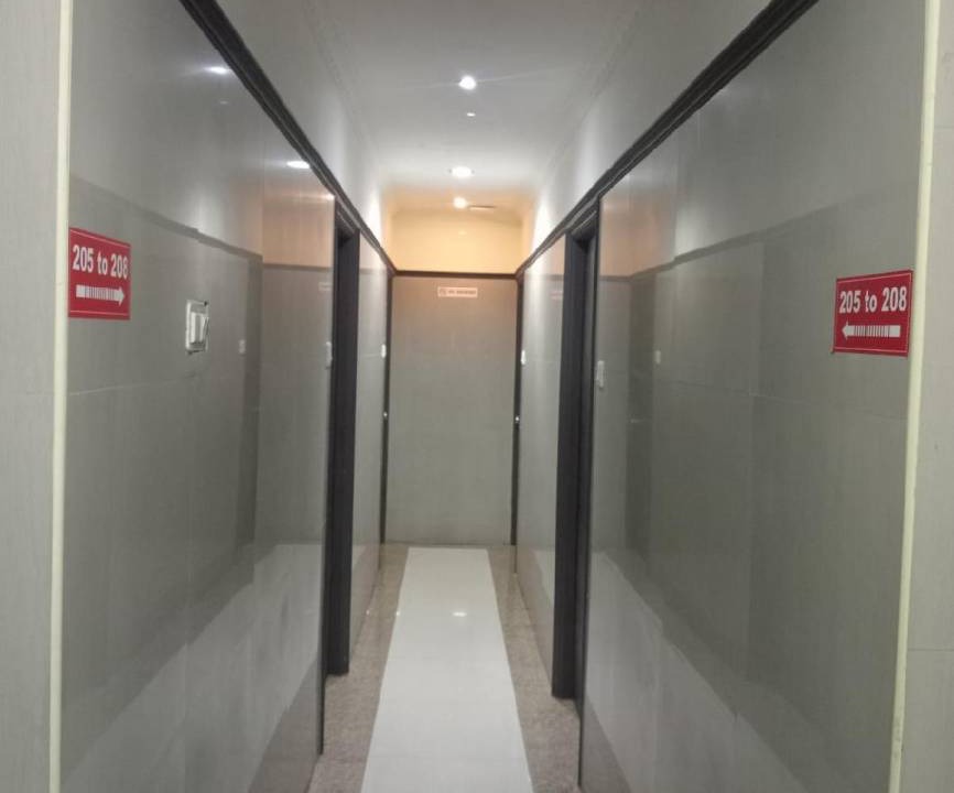 Photo of Bathroom in Mylapore Tiruvallikk
