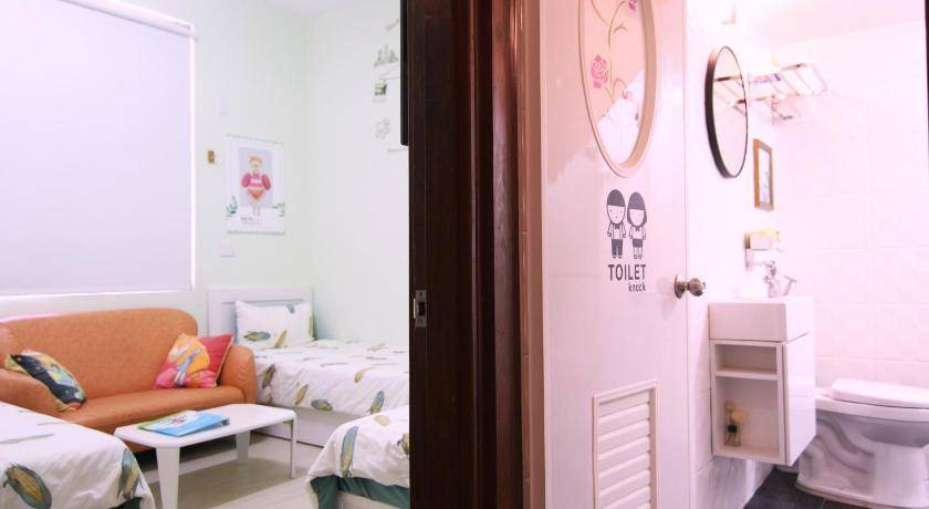 Photo of Bathroom in East District