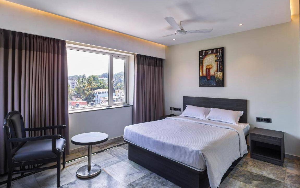 Photo of Bedroom in Thampanoor