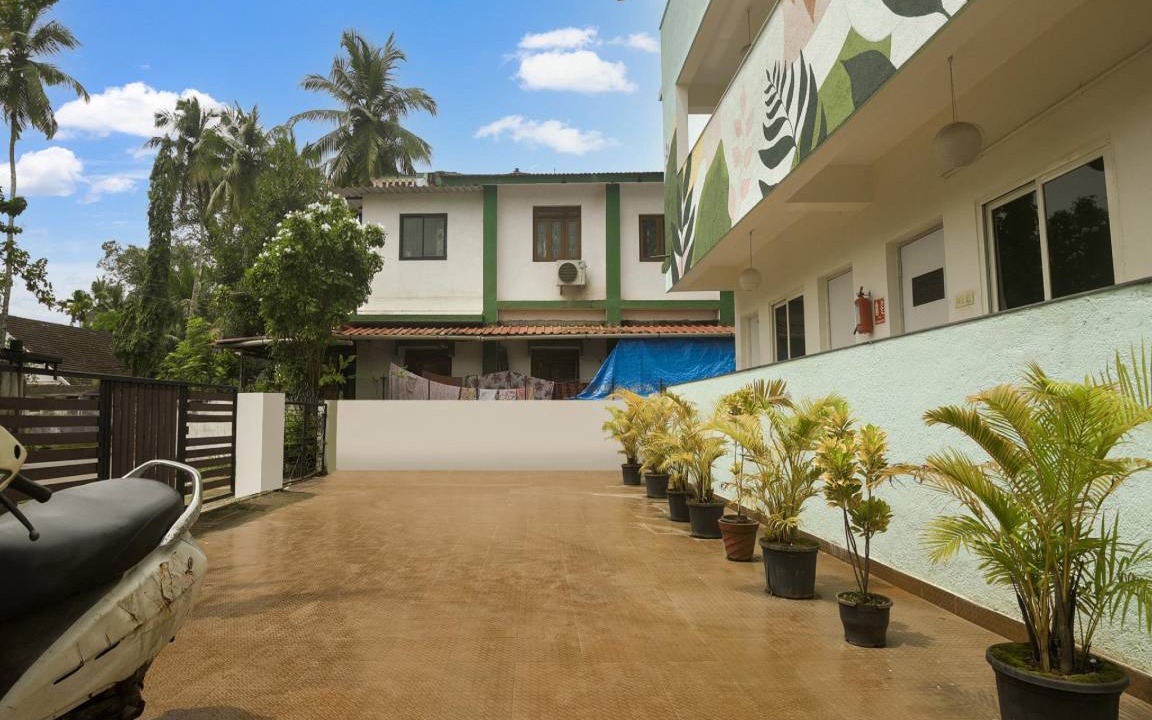 Photo of Buildings in Verem
