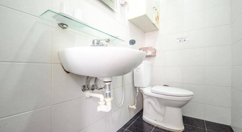 Photo of Bathroom in East District