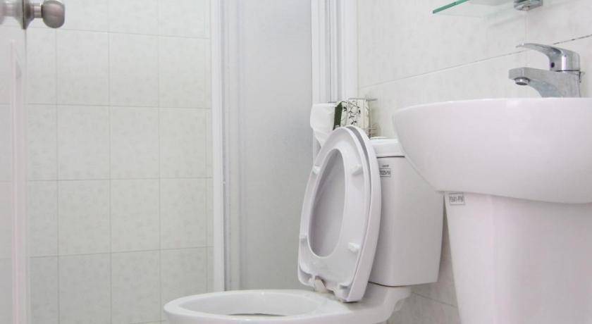Photo of Bathroom in East District