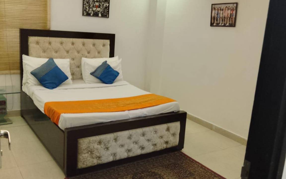 Photo of Bedroom in Chhatarpur