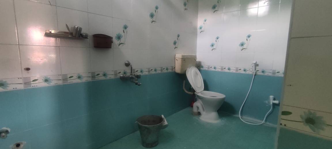 Photo of Bathroom in Mahabalipuram