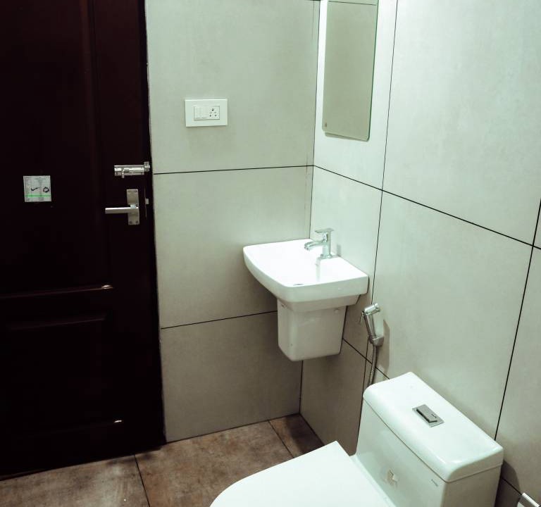 Photo of Bathroom in Veliyathunadu