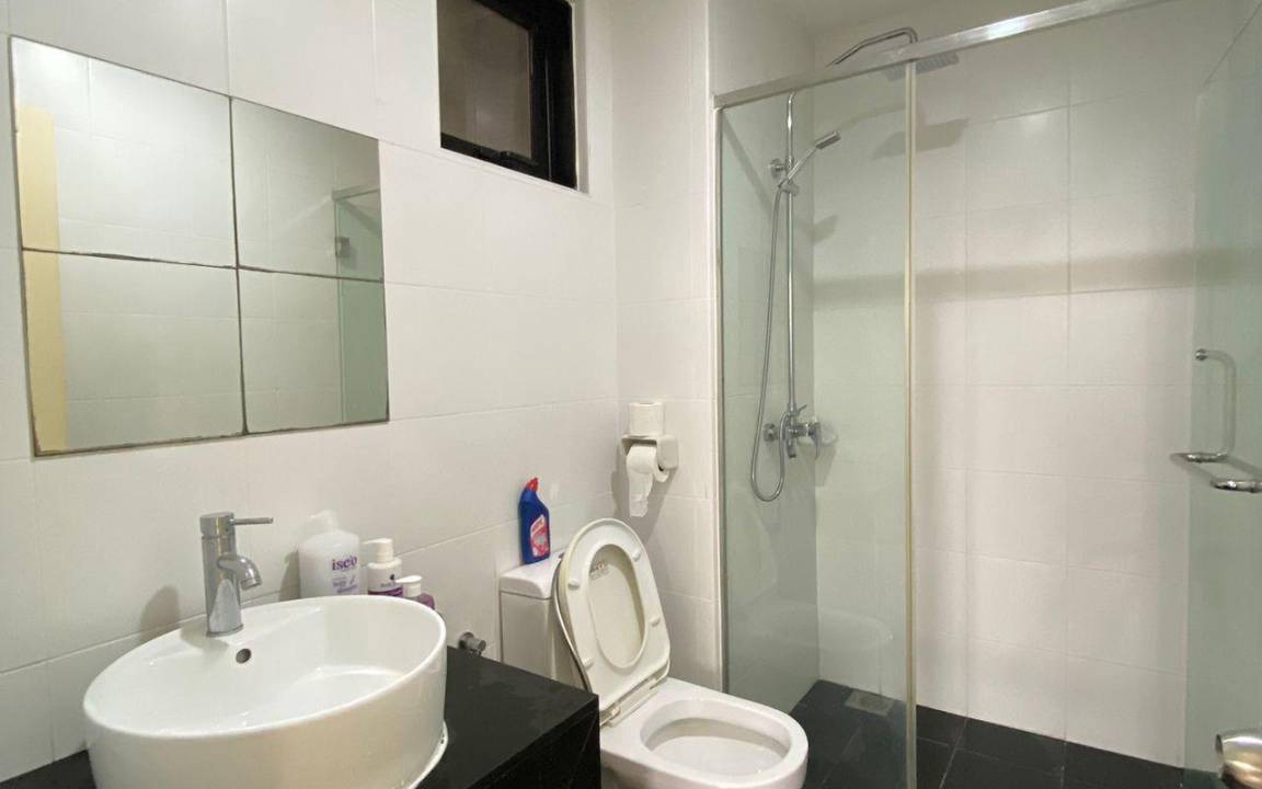 Photo of Bathroom in The Strand