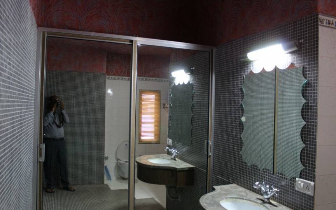 Photo of Bathroom in Khattalwada