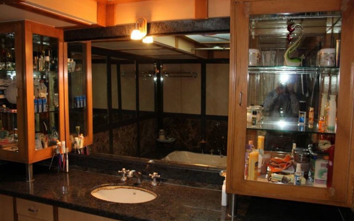 Photo of Bathroom in Khattalwada