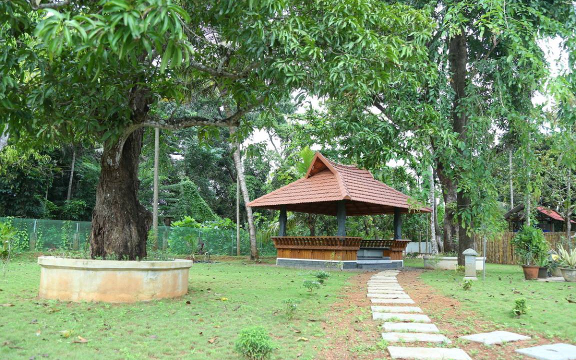 Photo of Others in Mankombu